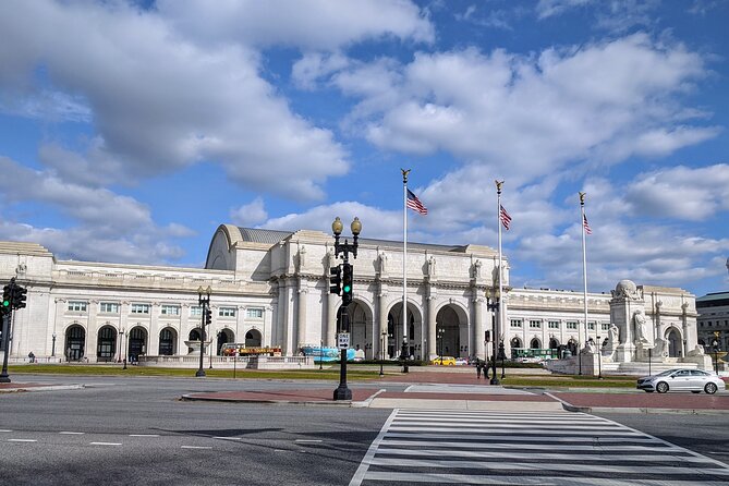 2-Hour National Mall Walking Tour from Washington DC - Smithsonian Museum Views and the Capitol Hill Stretch