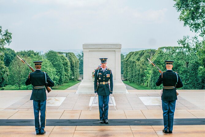 Arlington Cemetery with Changing of Guards & Tomb Unknown Soldier - The 90-minute guided walk: what you’ll actually see and why it matters