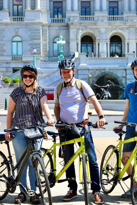 Bike Tour: Capitol Hill, Lincoln Memorial, National Mall - Cycle Along the Smithsonian Corridor Without the Museum Rush