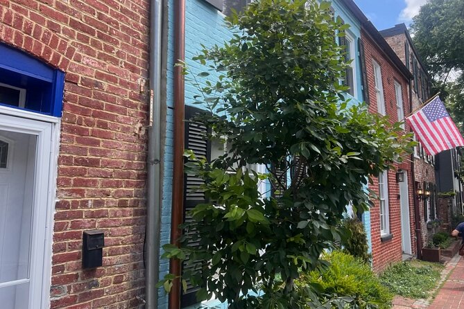Cobblestones & Croissants: A Morning Food Tour in Georgetown, DC - Key things to know before you go