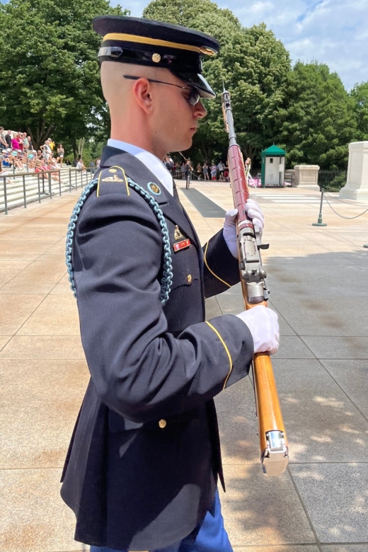 DC: Arlington Cemetery Changing of Guard 2.5 Hr Walking Tour - Arlington House: the Robert E. Lee memorial, explained with context