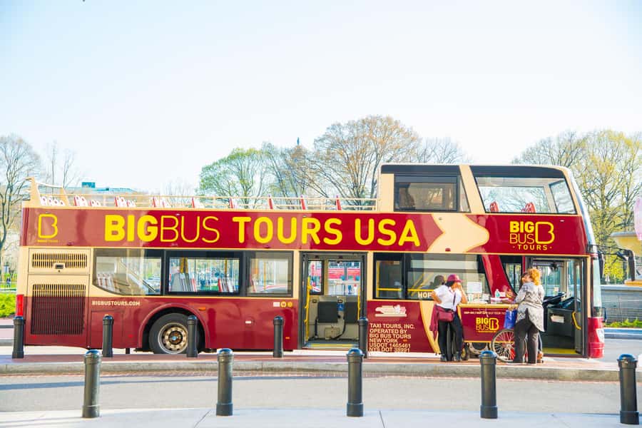 DC: Hop-on Hop-off Tour by Open-top Bus with 17 Stops - Stop-by-stop: what to expect and how to use each one