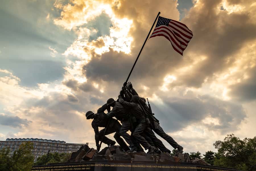 DC: Hop-on Hop-off Tour by Open-top Bus with 17 Stops - Arlington National Cemetery: the included digital guide you can use immediately