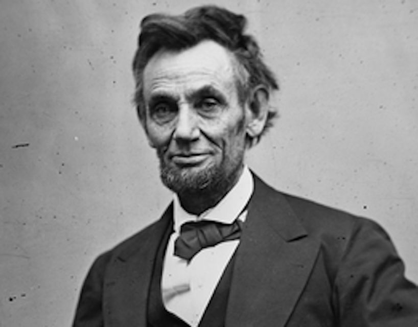 DC: Lincoln Assassination Walking Tour with Ford's Theatre - Returning toward Ford’s Theatre and keeping your day flexible