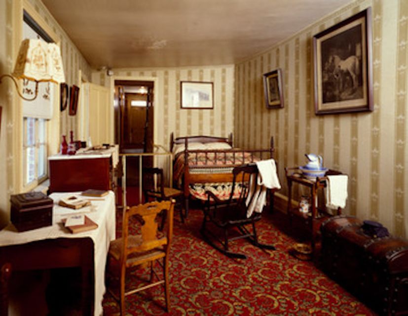 DC: Lincoln Assassination Walking Tour with Ford's Theatre - Where you meet at 400 7th St NW and why it matters