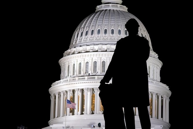 DC Memorials Night Tour: Glass-Roof Convertible Upgrade Option - What the Glass-Roof Upgrade Actually Changes
