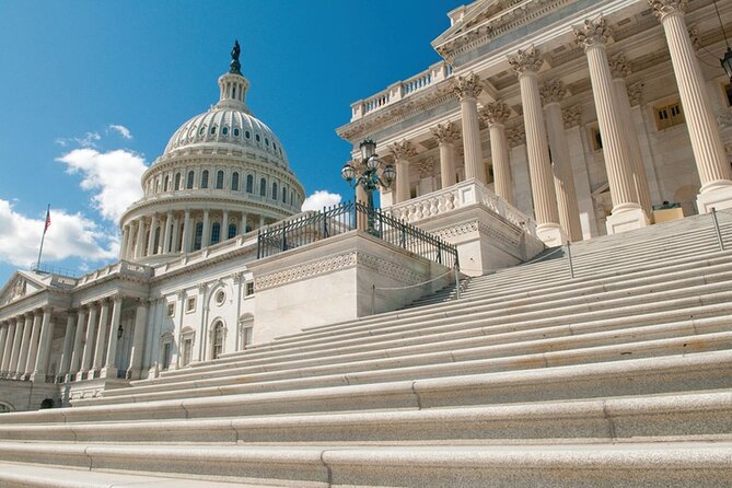 DC Monuments and Capitol Hill Tour by Electric Cart - Lincoln Memorial: the longest stop for a reason
