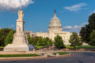 DC Monuments & Memorials Guided Minibus City Tour - Stop 1: U.S. Capitol Campus and the Statue of Freedom view