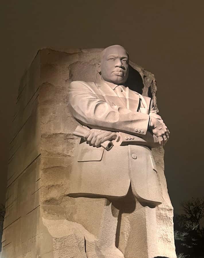 DC: Monuments & Memorials, National Mall Sunset Walking Tour - Albert Einstein Memorial: a thoughtful first stop and photo moment