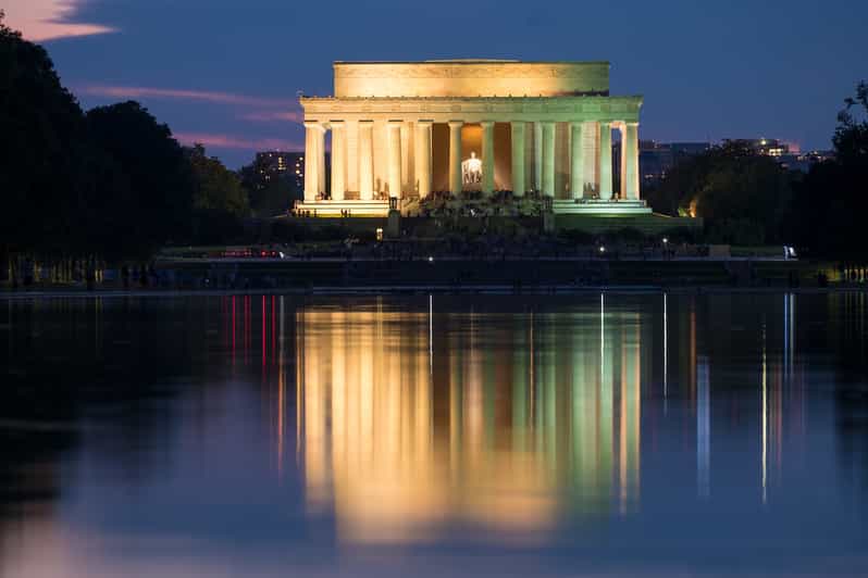 DC: Monuments & Memorials Sunset Tour by Open-top Bus - The 2-hour pace: what you actually get (and what you skip)