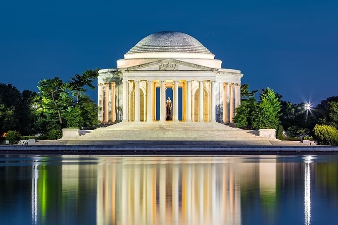 DC Monuments Small Group Guided Night Tour 3 Hours - Key points to know before you go