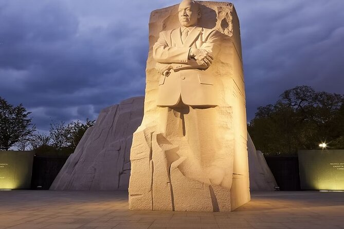 DC Monuments Small Group Guided Night Tour 3 Hours - Price and value: what $89 buys you in 3 hours