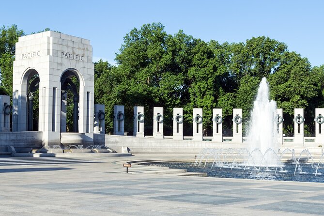 DC Monuments Walking Tour: Small Group, Big Ideas - What to Bring (So the Weather Doesn’t Run the Show)