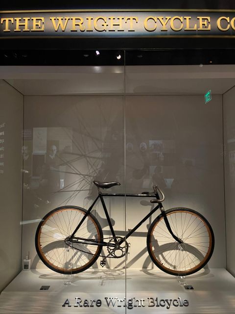 DC: Smithsonian Highlights Walking Tour with Air and Space - Key highlights you’ll care about