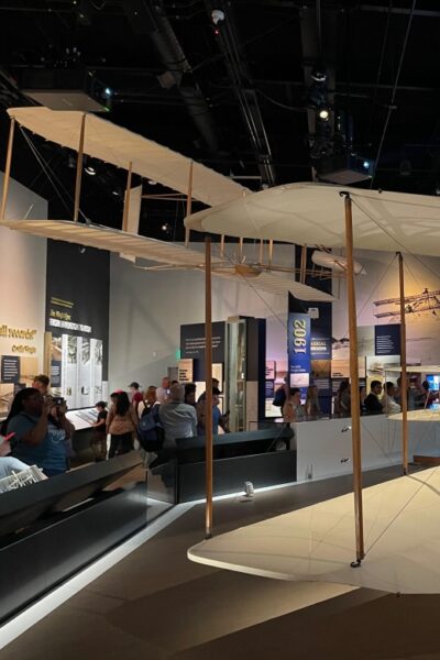 DC: Smithsonian Highlights Walking Tour with Air and Space - Start at 400 7th St NW and get moving quickly