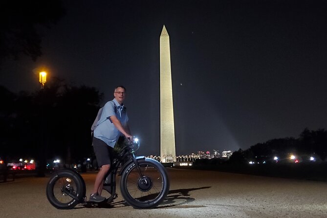 Epic Evening e-Scooter Tour - Korean War, Lincoln, and the Photo-Ready Midsection