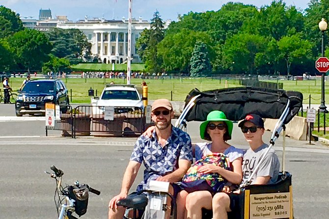 Essential Monuments & Memorials Tour - Pickup, mobile ticket, and the calm start you want on vacation