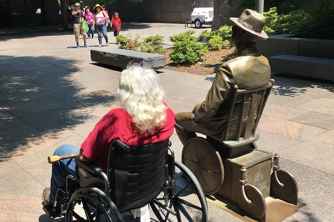 Essential Monuments & Memorials Tour - Stop 9 and 10: World War II overview and a Capitol pass you can build on
