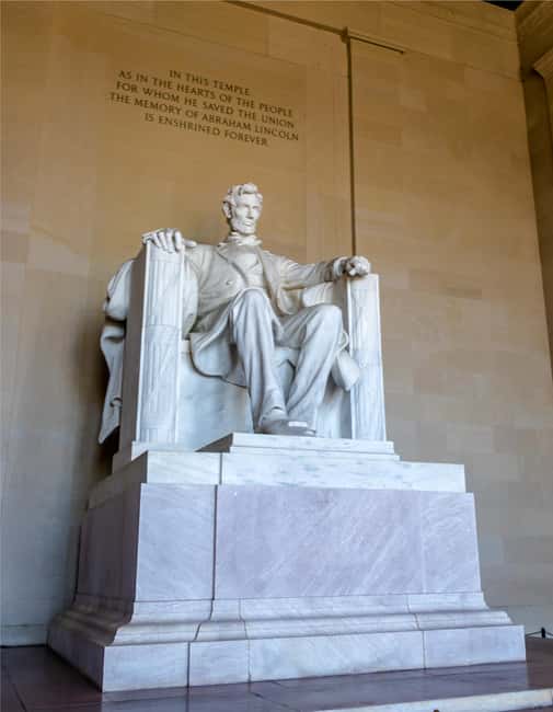 From NYC: Washington Highlights Guided One Day Tour - From Times Square to the Capitol: the trip’s smart format