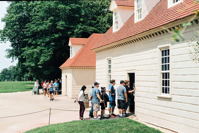 George Washington's Mount Vernon & Old Alexandria Half-Day Guided Tour from DC - Robert E. Lee Boyhood Home and the limits of drive-by sightseeing