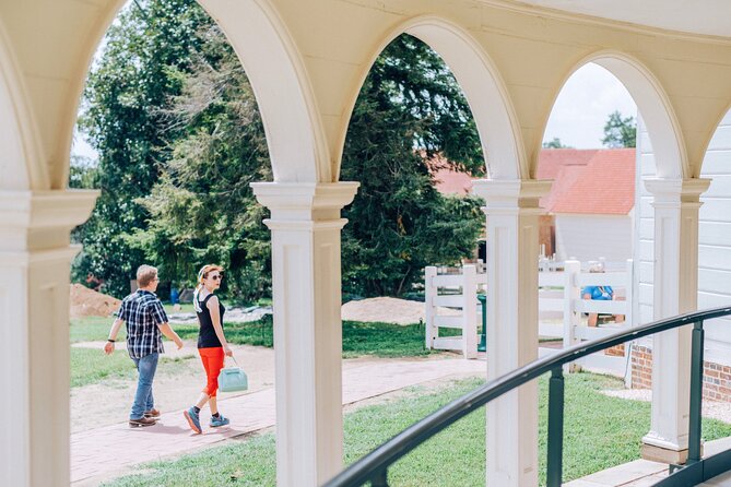 George Washington's Mount Vernon & Old Alexandria Half-Day Guided Tour from DC - George and Martha Washington’s tomb: don’t let it become a quick stop