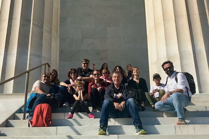 Guided tour in French of the Essentials of Washington - Martin Luther King Jr. Memorial: civil rights explained in human terms