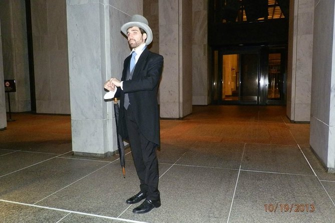 Haunted DC Night-Time Walking Tour on Capitol Hill - What “Outdoor, All-Weather” Means for Your Comfort