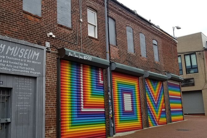Historic Alleyways Guided Walking Tour of Washington DC - Getting oriented: start at 909 M St NW and expect a tight route