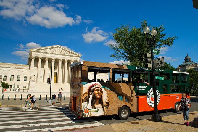 Hop-On Hop-Off 21 Stop Trolley Tour + Arlington Cemetery Tour - Jefferson to Lincoln Memorials: Memorial Row at Stops 11–13