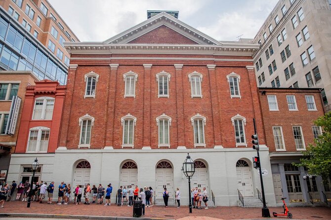 Lincoln Assassination with Ford's Theatre & Petersen House Entry - Why this Lincoln assassination walk works in two hours