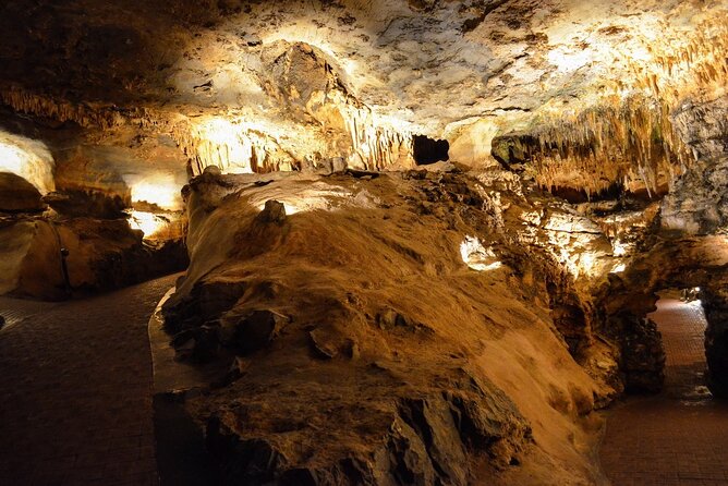 Luray Caverns and Shenandoah Small Group Max 12 Day Tour from D.C - Stop 2: Skyline Drive in Shenandoah National Park, From Thornton Gap to North Exit