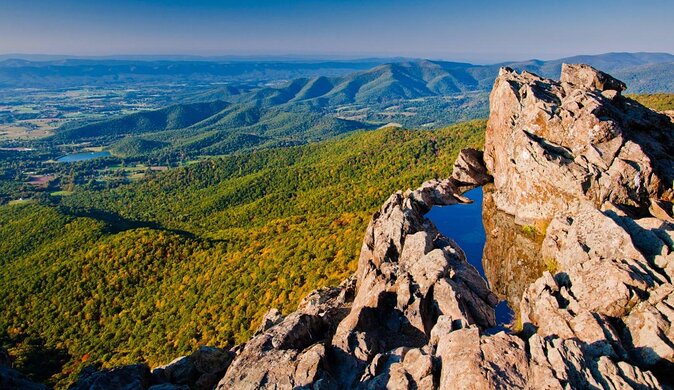 Luray Caverns and Shenandoah Small Group Max 12 Day Tour from D.C - Guide Style Makes a Difference: History, Humor, and Keeping Timing Straight