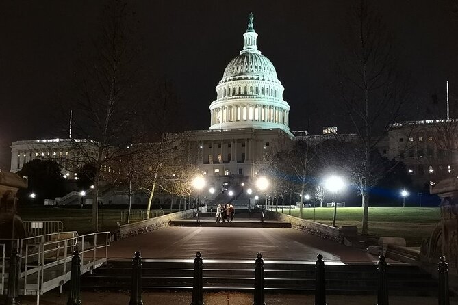 Moonlight Tour of Washington DC - The Iwo Jima Memorial Finale: Six Flag Raisers
