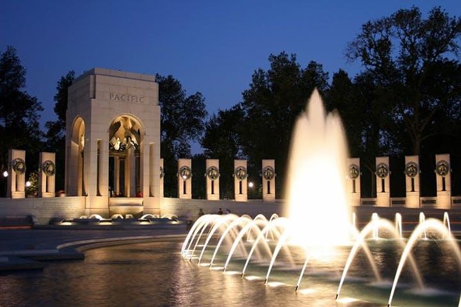 National Mall Night Tour with 10+ Monuments (Public or Private) - Price and group size: when $68 feels fair