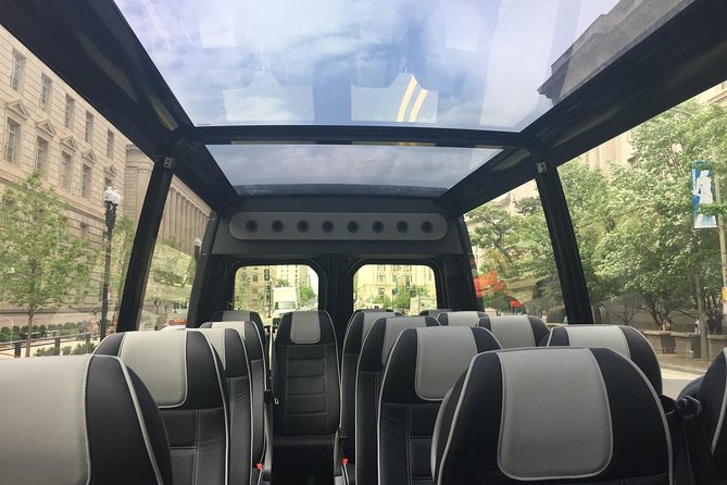 Open-Top or Glass-Top National Mall Bus Tour Plus Seasonal Cruise - Winter mode: Kennedy Center time and Pentagon City breaks (October–March)