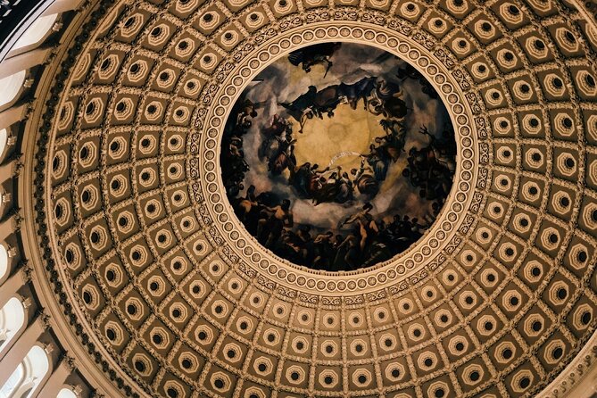 Private Tour of Washington DC - World War II Memorial and Holocaust Memorial Museum: where short stops hit hard