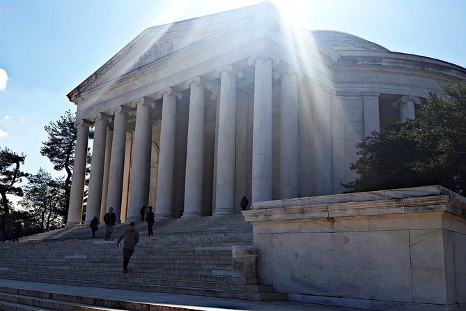 Private Washington DC Full Day Tour for up to 10 Guests - Memorial Row With a Storyline: WWII Through the Korean War