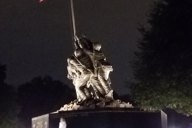 Private Washington DC Night Tour with Stops at 6 Top Sites - Marine Corps War Memorial and the Iwo Jima effect