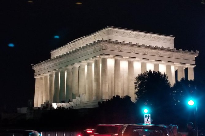 Private Washington DC Night Tour with Stops at 6 Top Sites - Pickup, vehicle comfort, and how the ride sets the tone