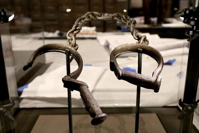 Smithsonian Museum of American History Exclusive Guided Tour - Meeting At Smithsonian’s American History Museum: What To Expect Before You Enter