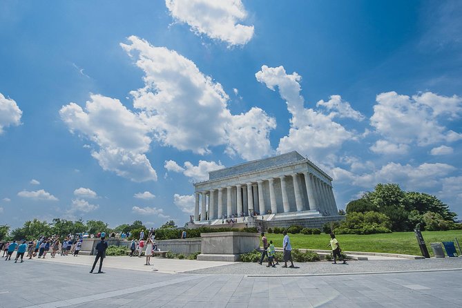 The DC Cherry Blossom Bus Tour with Tidal Basin Guided Walk - Picking up the day’s pace and planning your follow-on time
