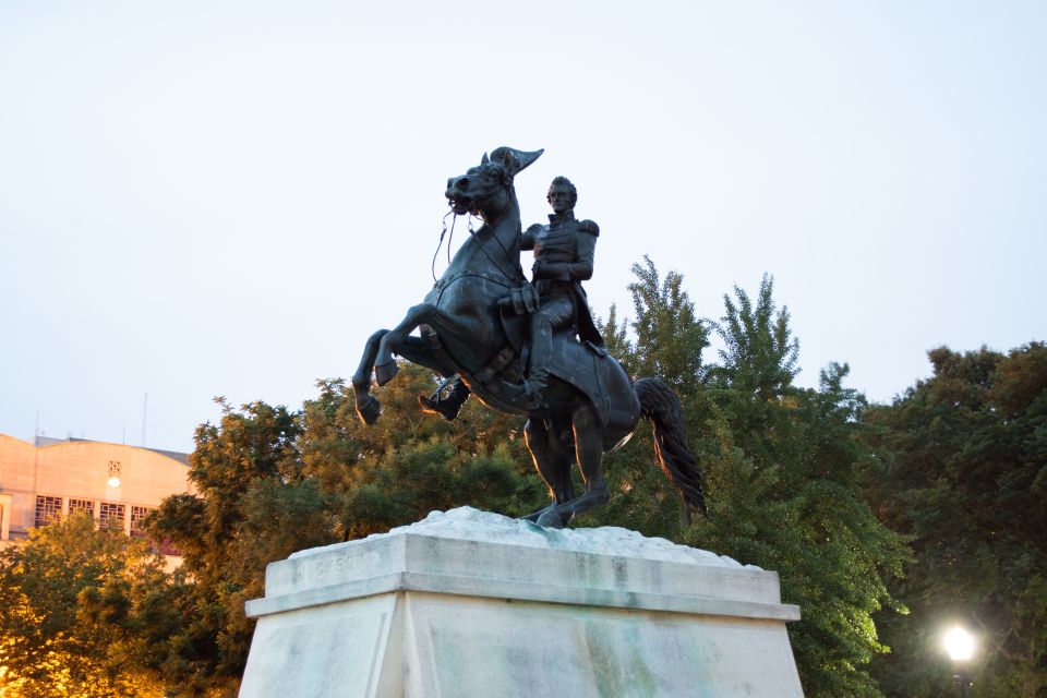 Washington D.C.: Dark Nights in D.C. Ghost Tour - What happens on a D.C. ghost tour after dark