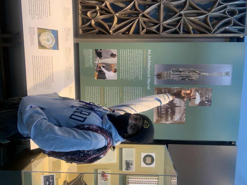 Washington DC: African American History Museum Private Tour - Meeting at the museum entrance: start fast, stay oriented