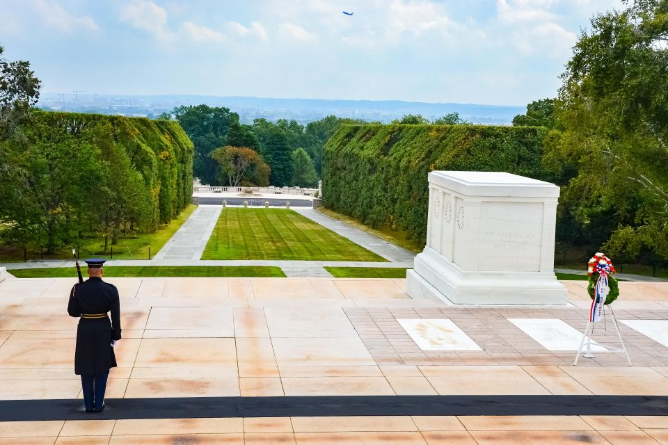 Washington, DC: Arlington Cemetery & Memorials Tour - Key Points You’ll Feel Right Away
