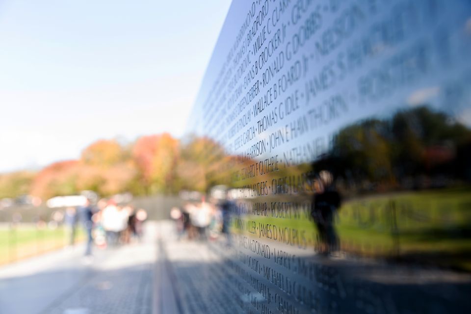 Washington DC: Bus Tour to the Highlights of the Capital - White House in 20 minutes: short walk, big impact