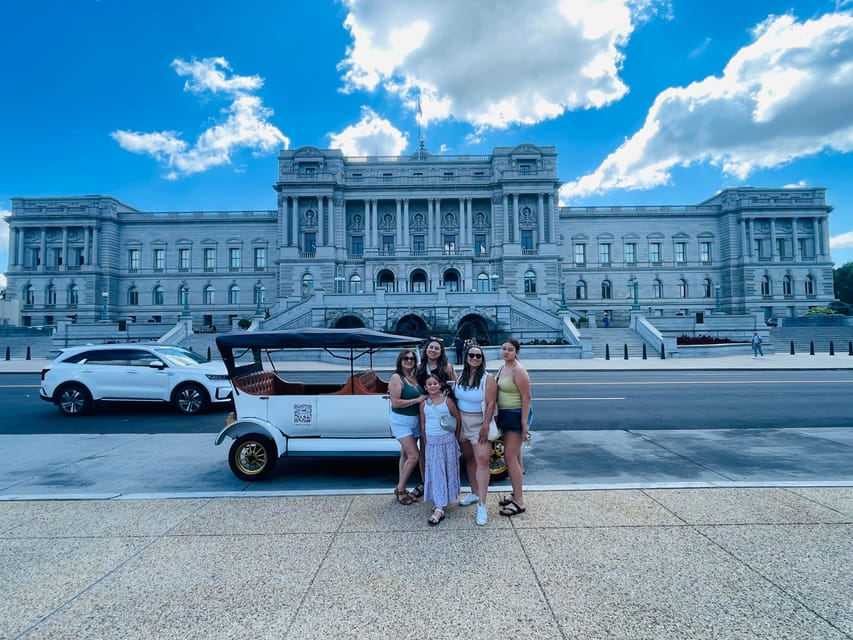 Washington, DC: Day & Night Electric Cart & Vintage Car Tour - Thomas Jefferson and Lincoln Memorials: when the guide turns stone into story