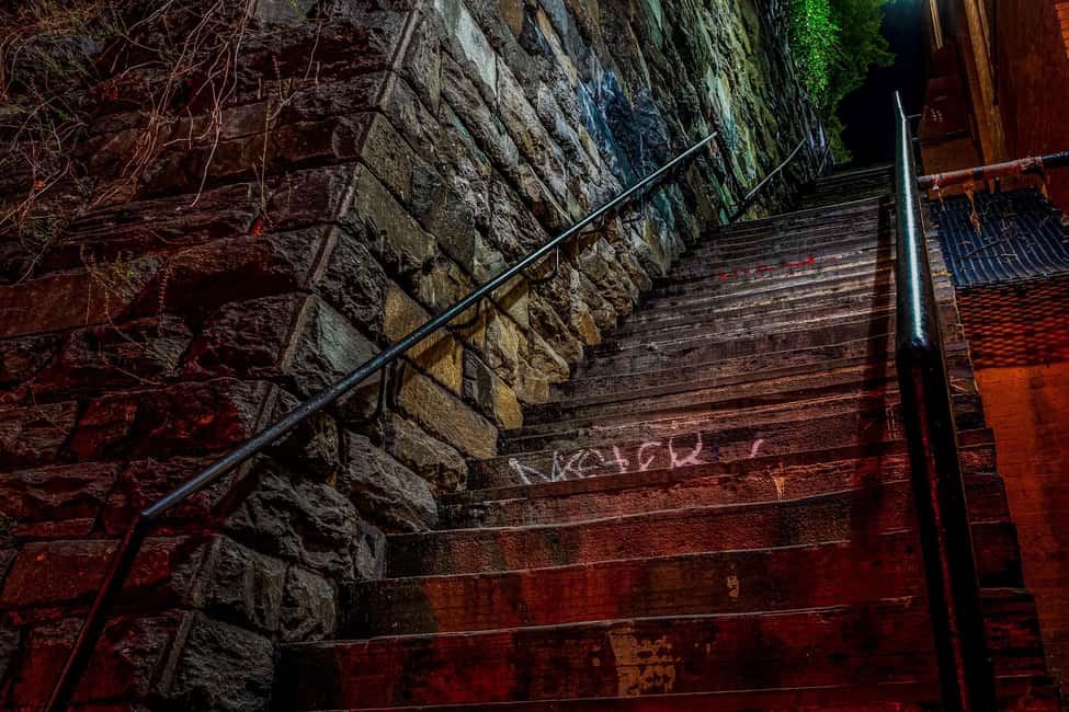 Washington, DC: Ghosts and Spirits Haunted Walking Tour - What to bring (and what to skip) for a smoother night
