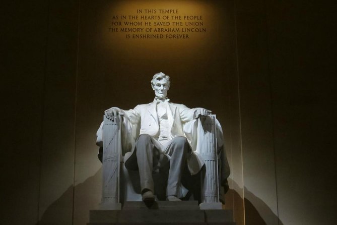 Washington DC Minibus City Night Tour - Guides and the Humor Factor: What Makes This Tour Stick