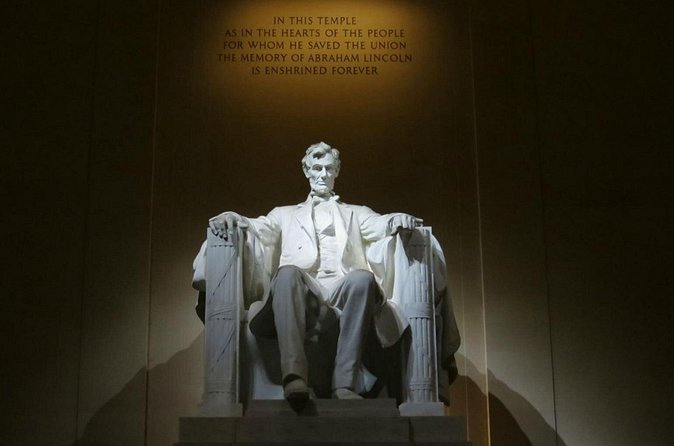 Washington DC Minibus City Night Tour - What to Bring (Because Night Tours Have Night-Specific Needs)
