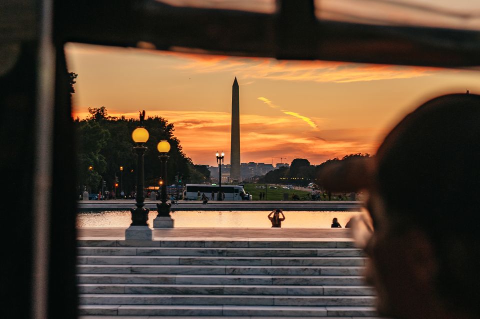 Washington DC: Monuments by Moonlight Nighttime Trolley Tour - Why a Moonlight Trolley Tour Works for DC